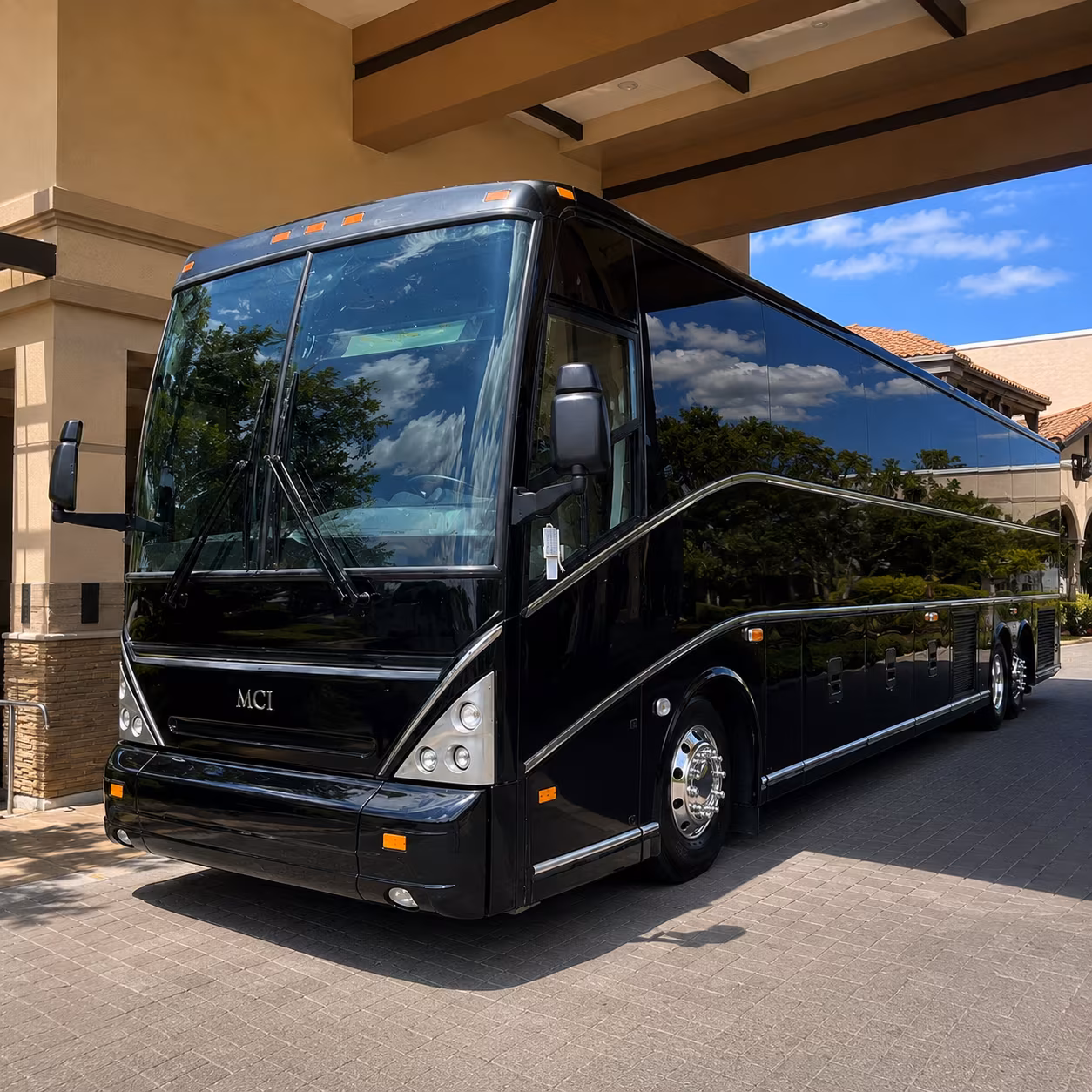 deerfield beach 56 passenger charter bus