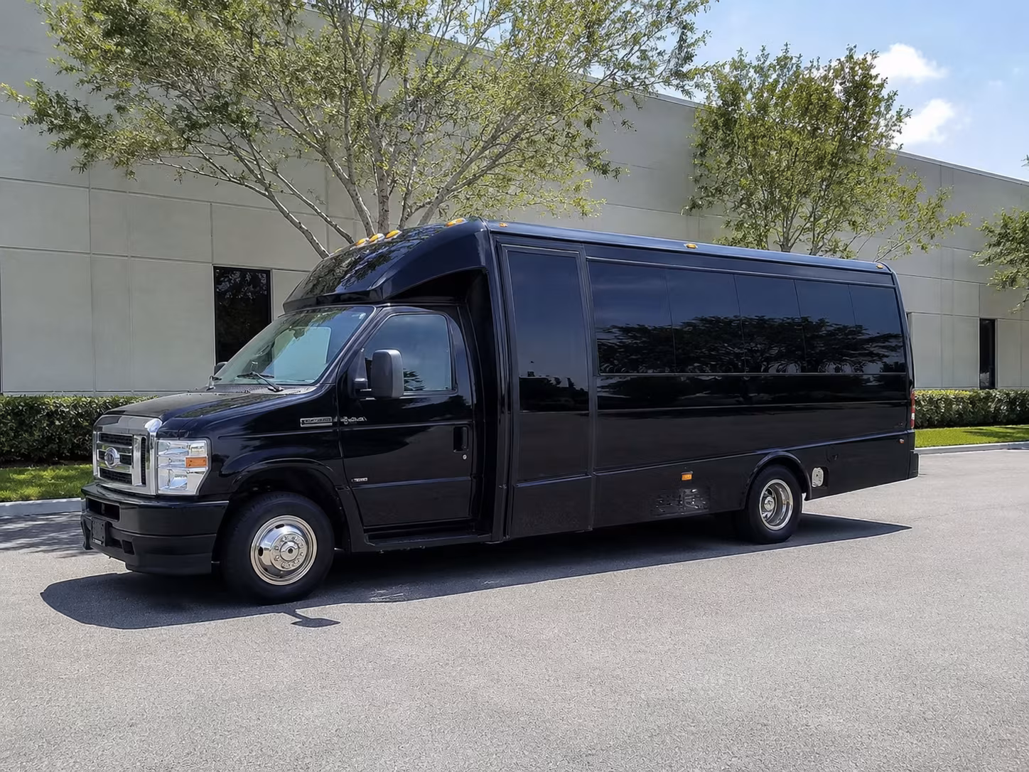 deerfield beach corporate event transportation onboard