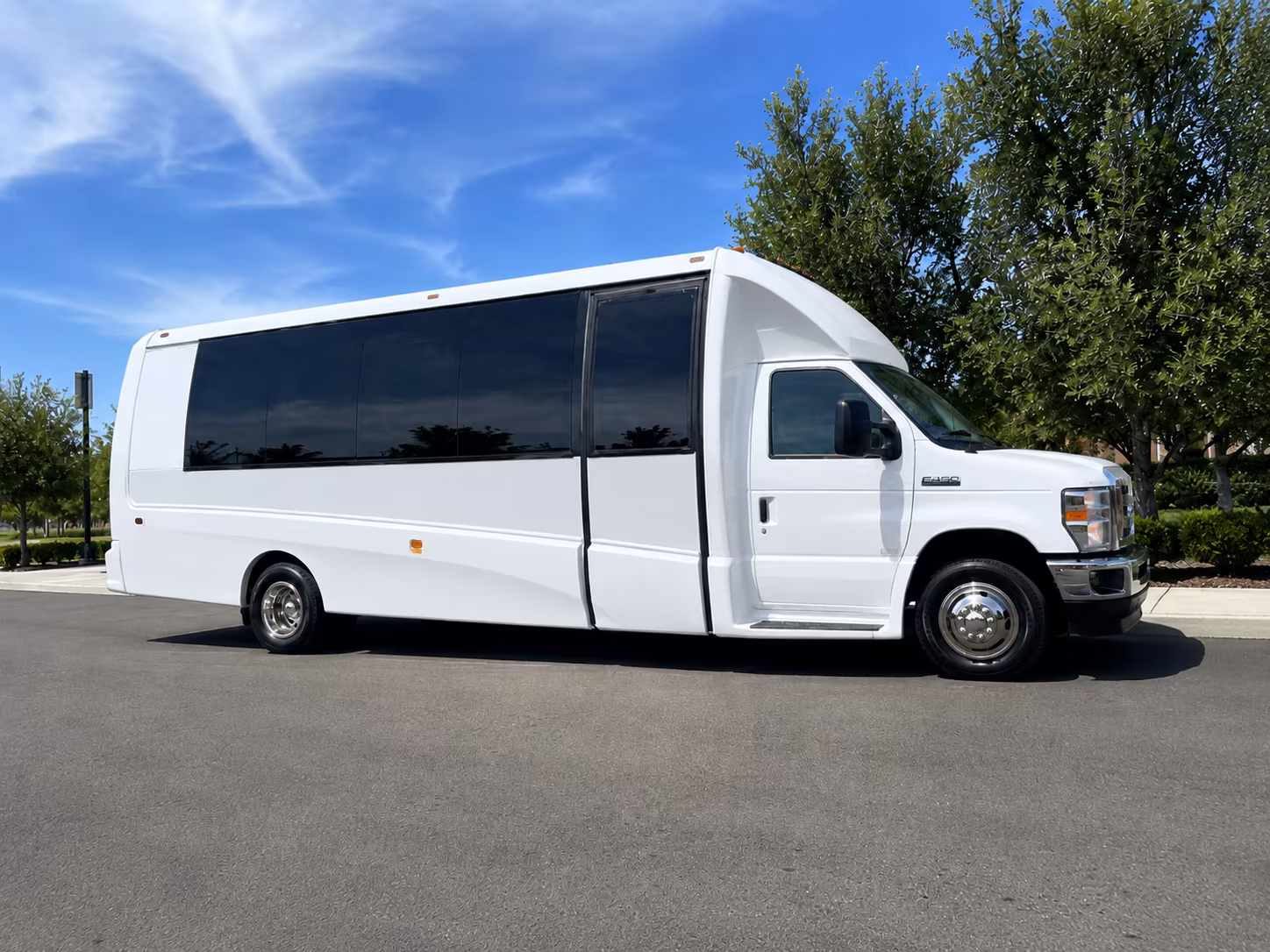 employee shuttle buses for deerfield beach businesses and office parks
