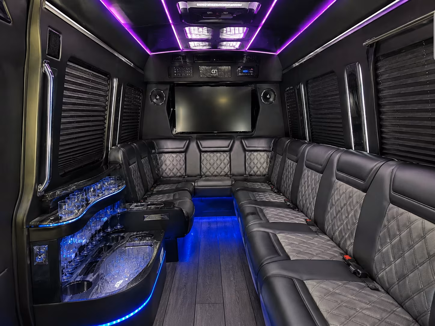 hotel to venue shuttle buses for deerfield beach corporate retreats