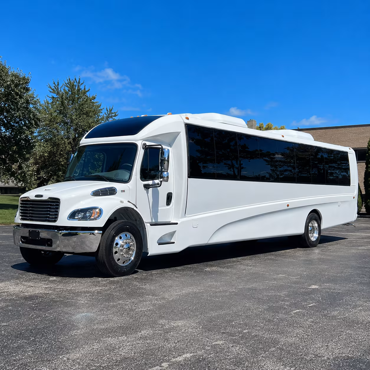 senior member shuttle buses for deerfield beach congregations