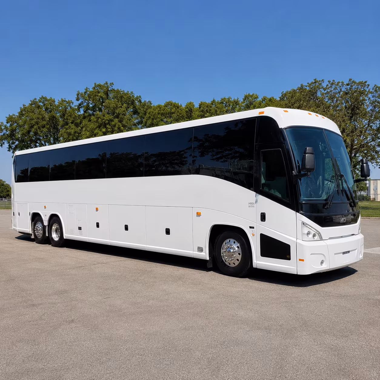 shuttle buses for deerfield beach employees commuting from palm beach county